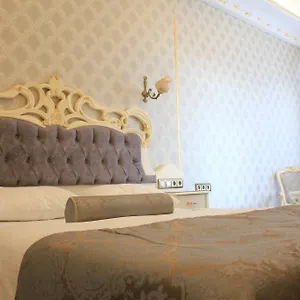2* Отель Nayla Palace