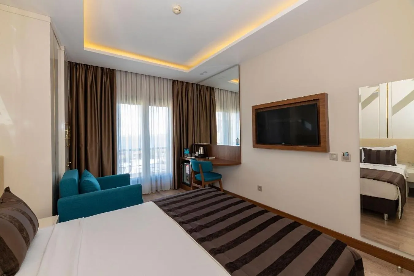 The Byzantium Suites Hotel & Spa Стамбул