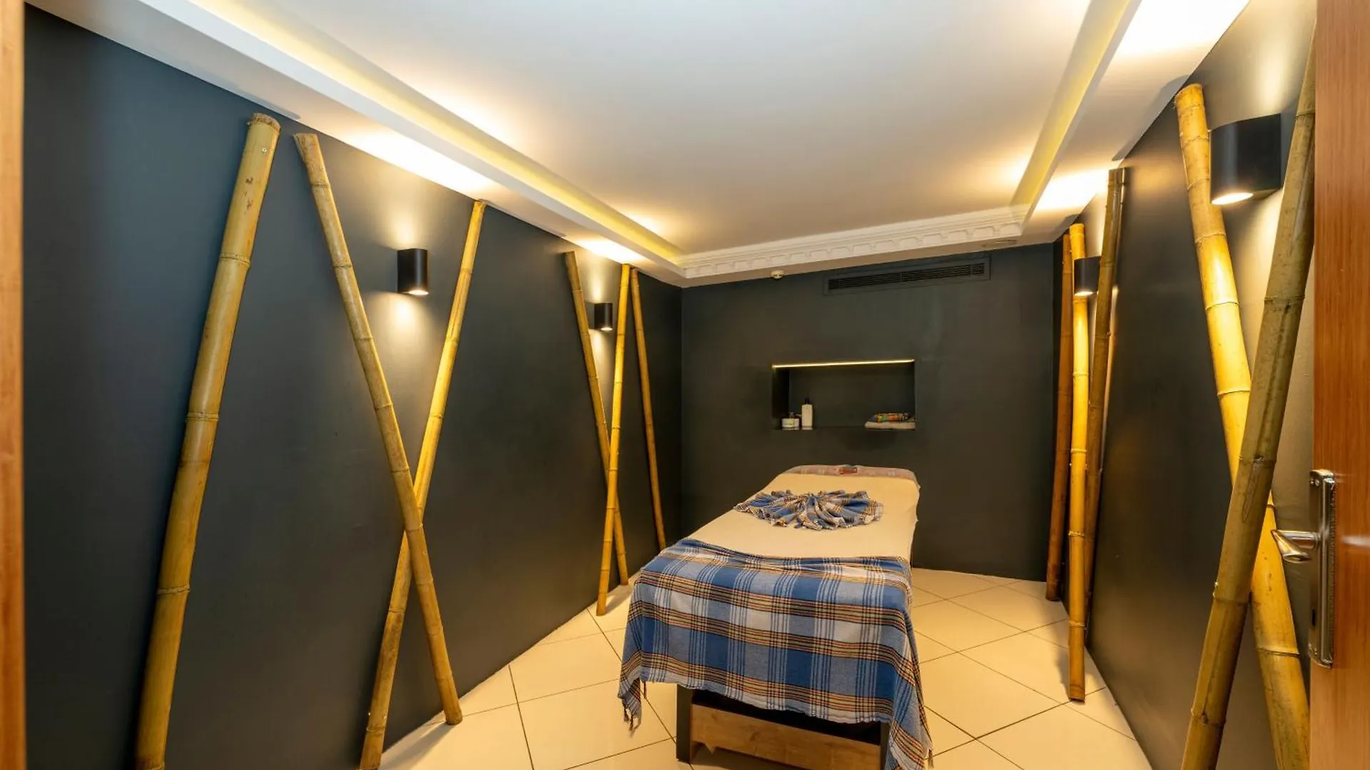 The Byzantium Suites Hotel & Spa Стамбул