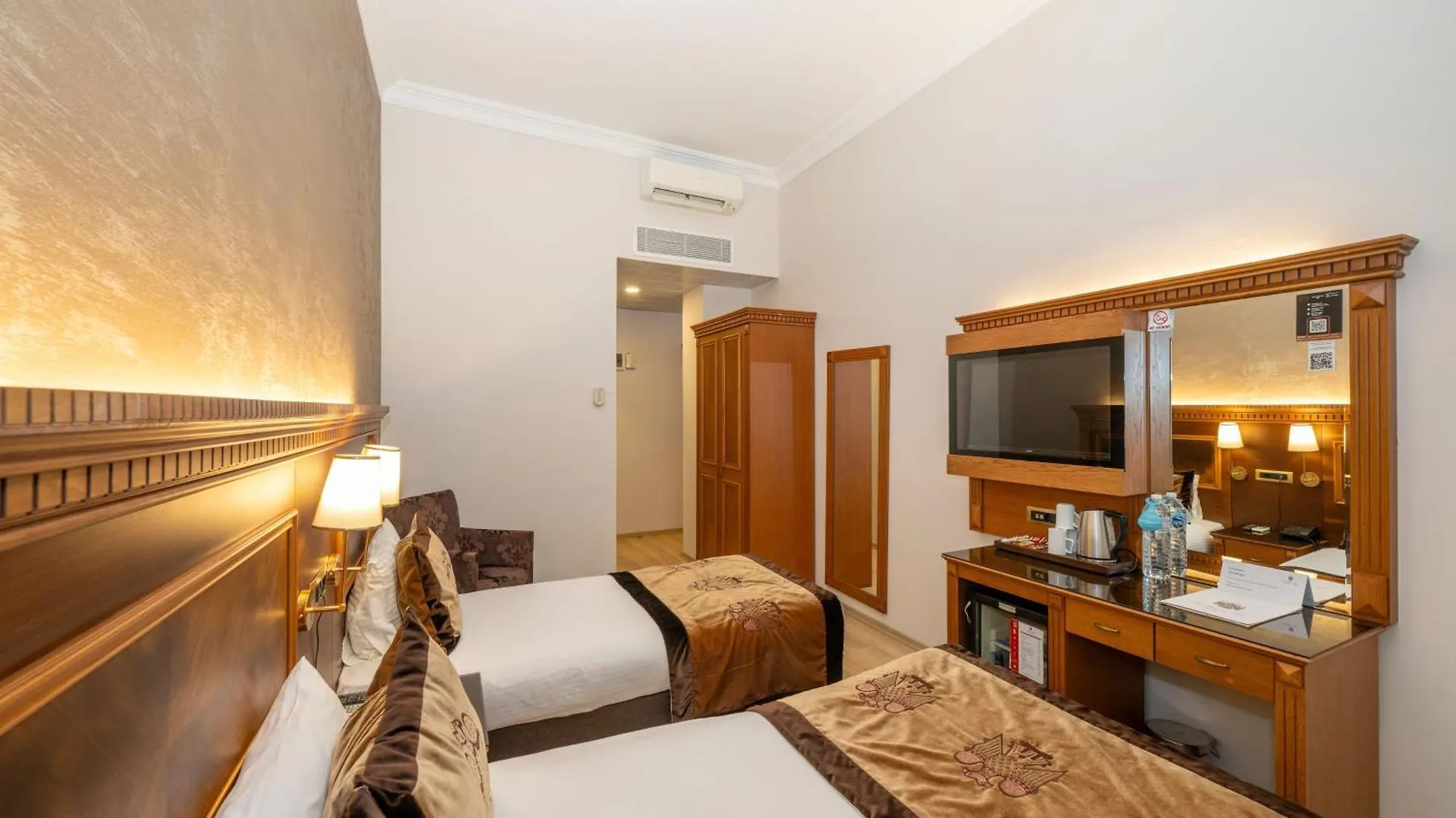 The Byzantium Suites Hotel & Spa Стамбул 4*,