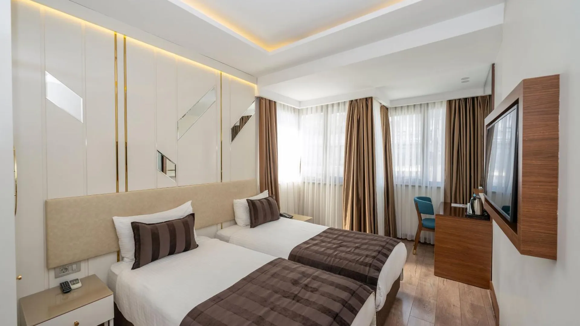 The Byzantium Suites Hotel & Spa Стамбул