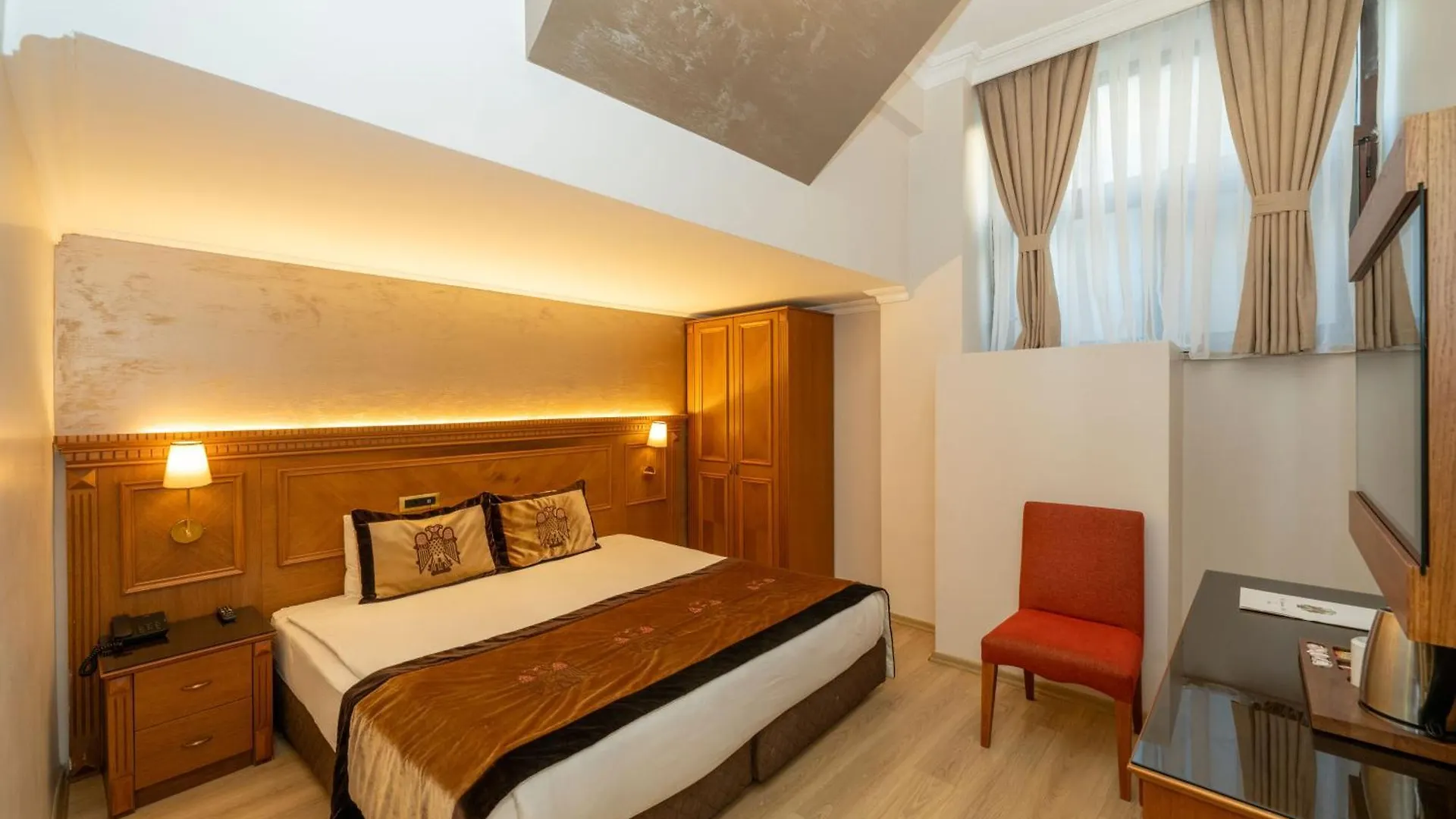 The Byzantium Suites Hotel & Spa Стамбул